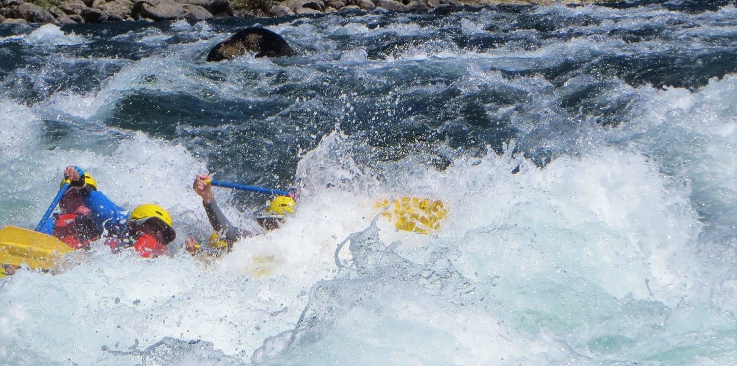 Read more about the article Whitewater Rafting Guide School Packing List