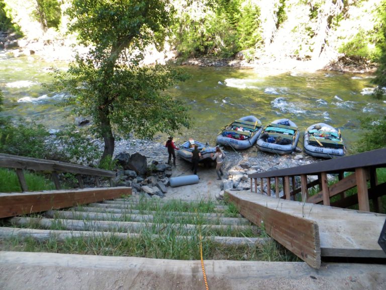 shows boat ramp at Paradise Put-in