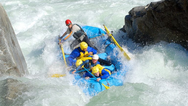 Guide Paddle Rafting Whitewater Rafting Commands and Paddle Training | River Guide Skills