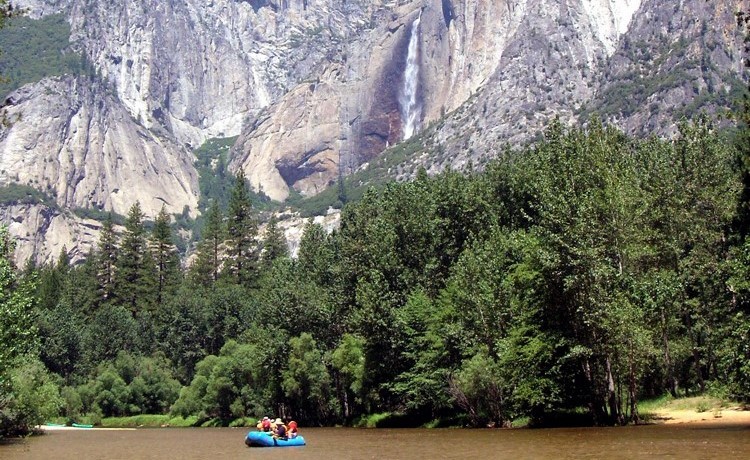 Yosemite rafting past Yosemite Falls